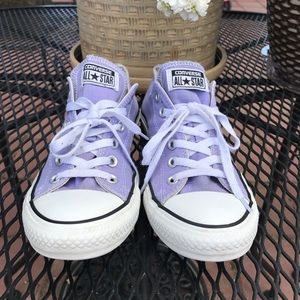Converse All Star Low Top 10 purple EUC